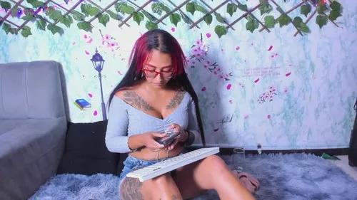 Photos of pamsmiith from Cherry is Freechat