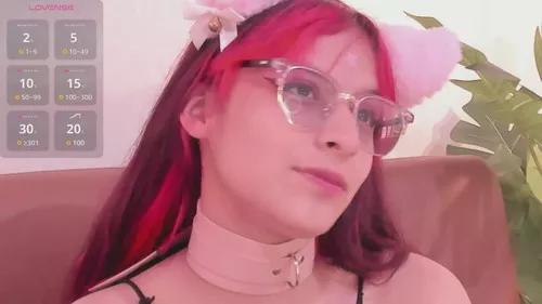 Photos of redmeloddy from Cherry is Freechat