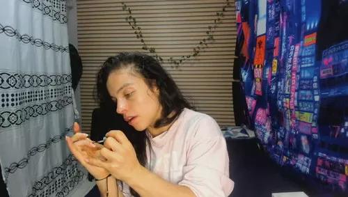 Teen sex cams free adult cams: check-out the satisfaction of conversing and c2c with our stunning models, who will teach you all about seduction and dreams with their smoking hot shapes.