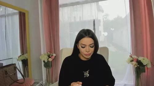 selenareeves from Cherry is Freechat