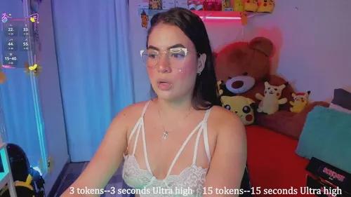 Photos of shirlyadas from Cherry is Freechat