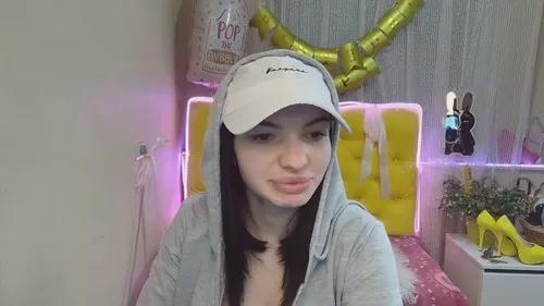 tianaraya from Cherry is Freechat