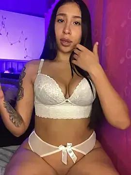 -Stephany- from StripChat is Freechat