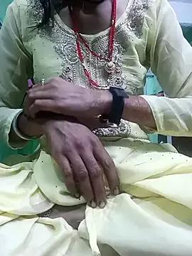 00-RANI from StripChat is Freechat