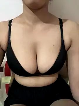 _babyylisha01 from StripChat is Freechat