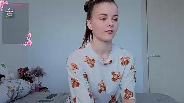 _heartattack_ from StripChat is Freechat