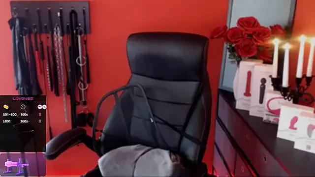_Jane_Warren_ from StripChat is Freechat