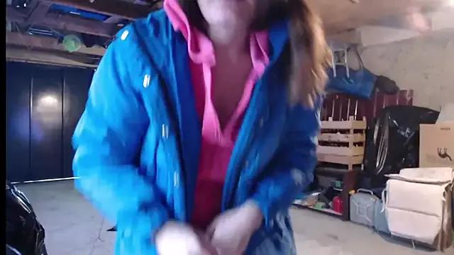 Teen sex cams free adult cams: check-out the satisfaction of conversing and c2c with our stunning models, who will teach you all about seduction and dreams with their smoking hot shapes.