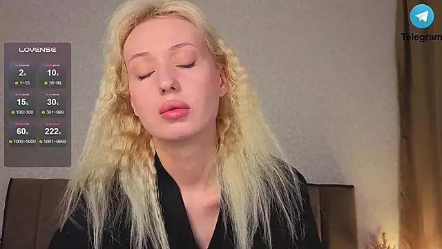 _MiaCutie_ from StripChat is Freechat