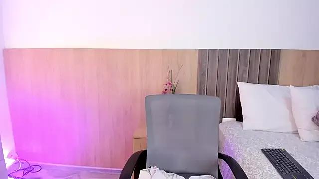 Teen sex cams free adult cams: check-out the satisfaction of conversing and c2c with our stunning models, who will teach you all about seduction and dreams with their smoking hot shapes.