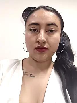 _Sarah-Office1 from StripChat is Freechat