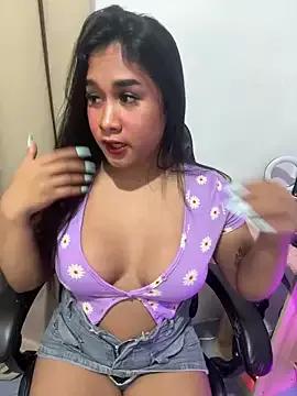 _Xiamara_ from StripChat is Freechat