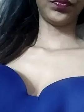 Aaliya_Love from StripChat is Freechat
