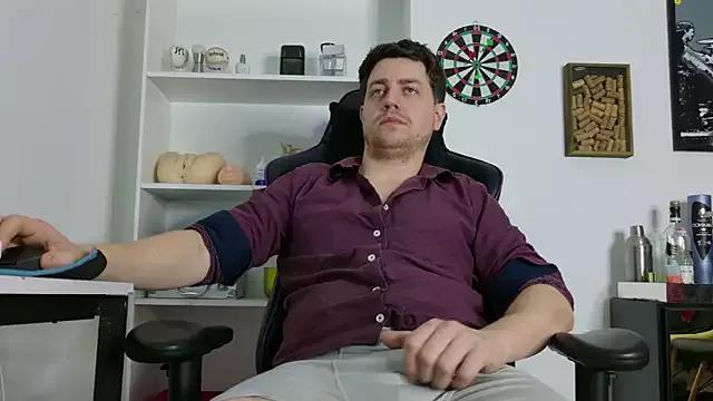 aaron_nvk from StripChat is Freechat