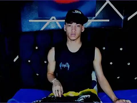 aaron_schott from StripChat is Freechat