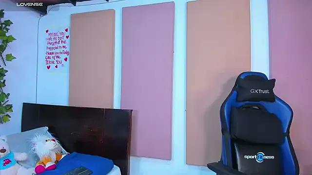 Teen sex cams free adult cams: check-out the satisfaction of conversing and c2c with our stunning models, who will teach you all about seduction and dreams with their smoking hot shapes.