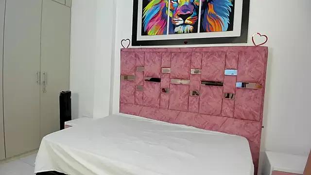 Teen sex cams free adult cams: check-out the satisfaction of conversing and c2c with our stunning models, who will teach you all about seduction and dreams with their smoking hot shapes.