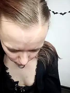 Aelita_bb from StripChat is Freechat