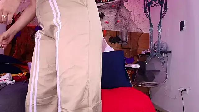 Teen sex cams free adult cams: check-out the satisfaction of conversing and c2c with our stunning models, who will teach you all about seduction and dreams with their smoking hot shapes.