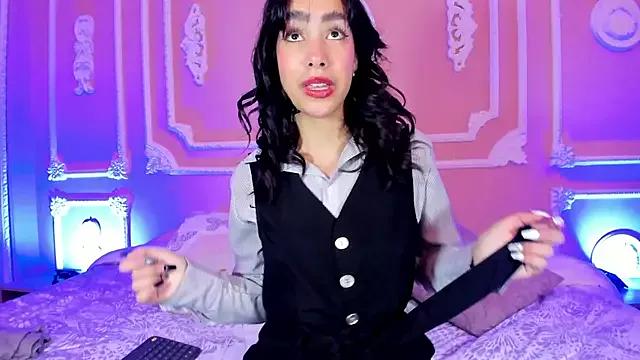 aitana_johns from StripChat is Freechat