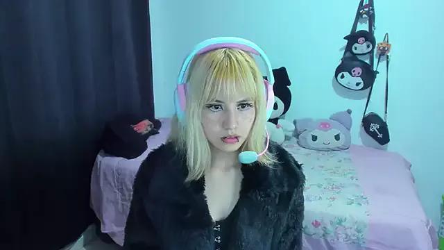 Akane-Mou from StripChat is Freechat