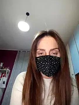 Akemi_rossi from StripChat is Freechat