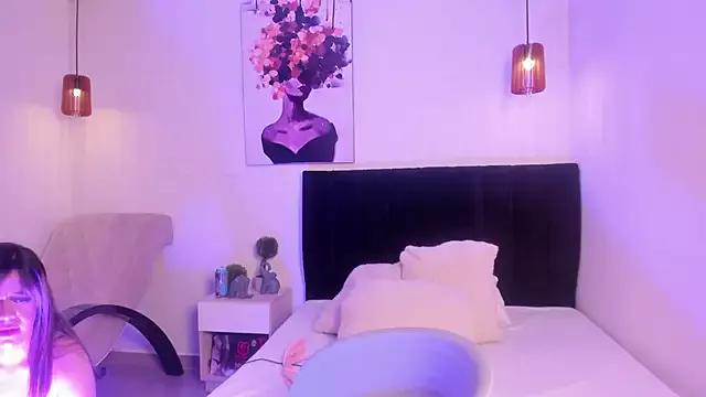 Teen sex cams free adult cams: check-out the satisfaction of conversing and c2c with our stunning models, who will teach you all about seduction and dreams with their smoking hot shapes.