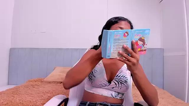 alana_brunette_ from StripChat is Freechat