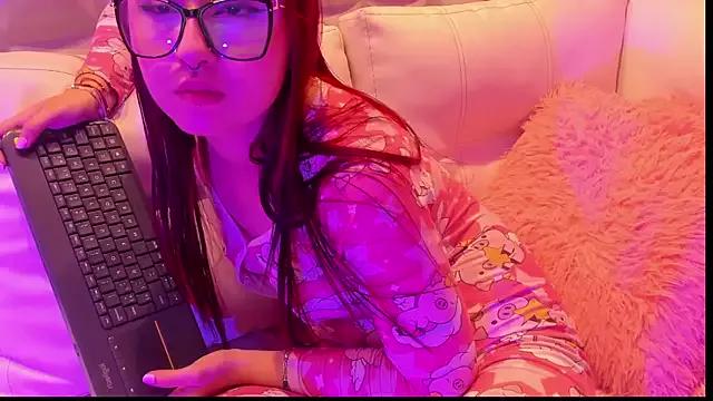 Teen sex cams free adult cams: check-out the satisfaction of conversing and c2c with our stunning models, who will teach you all about seduction and dreams with their smoking hot shapes.