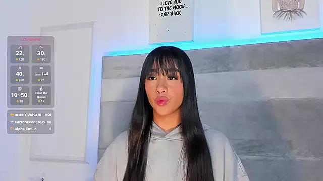 Aleja_ruizz from StripChat is Freechat