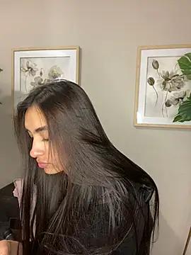 Alejandraa_pinkk_ from StripChat is Freechat