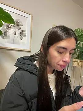 Alejandraa_pinkk_ from StripChat is Freechat