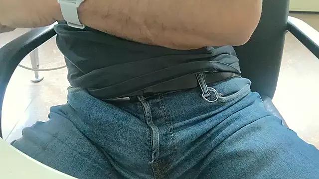 alessandroman2114 from StripChat is Freechat
