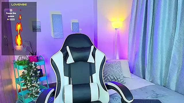 Alex_carter from StripChat is Freechat