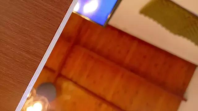 alexandra_crox from StripChat is Freechat