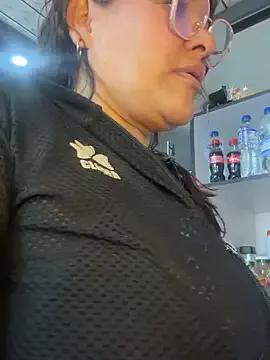 AlexxiaaMat from StripChat is Freechat