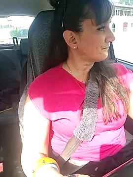 Alice_InWonderlust2025 from StripChat is Freechat