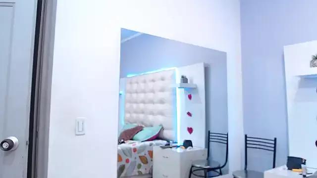 Teen sex cams free adult cams: check-out the satisfaction of conversing and c2c with our stunning models, who will teach you all about seduction and dreams with their smoking hot shapes.