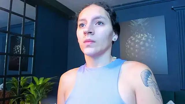 aliceferrer_ from StripChat is Freechat