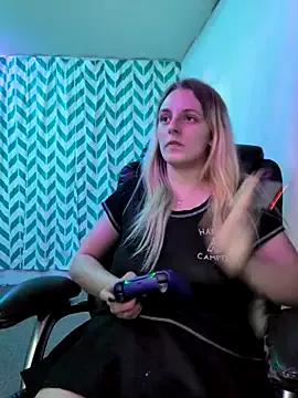 AlicePayne from StripChat is Freechat