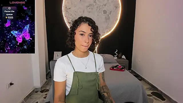 Teen sex cams free adult cams: check-out the satisfaction of conversing and c2c with our stunning models, who will teach you all about seduction and dreams with their smoking hot shapes.