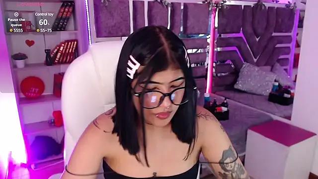 Teen sex cams free adult cams: check-out the satisfaction of conversing and c2c with our stunning models, who will teach you all about seduction and dreams with their smoking hot shapes.