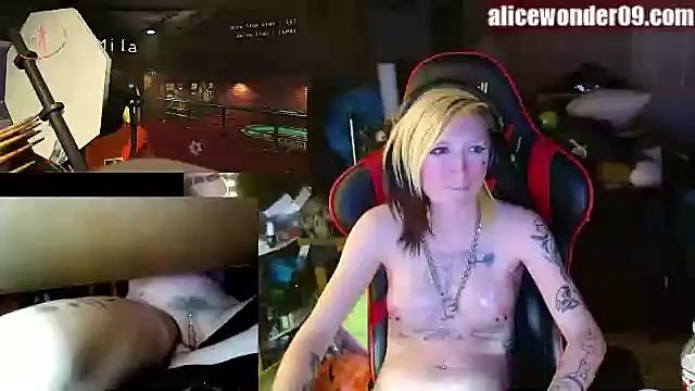 Teen sex cams free adult cams: check-out the satisfaction of conversing and c2c with our stunning models, who will teach you all about seduction and dreams with their smoking hot shapes.