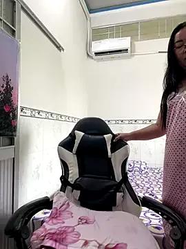 Alinat_ from StripChat is Freechat