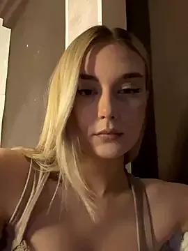 Alisa_Rise from StripChat is Freechat
