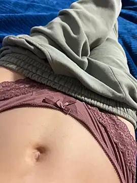 AlisskaKissiii from StripChat is Freechat