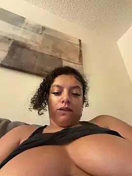 allybluee777 from StripChat is Freechat