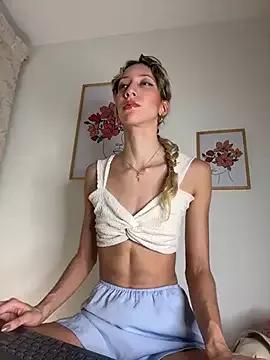 AlmmaMoon from StripChat is Freechat