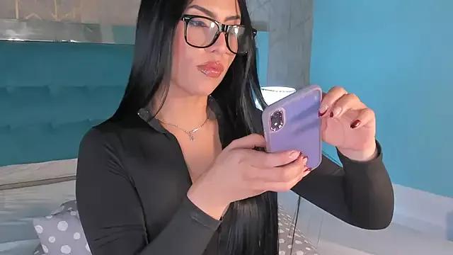 AmaaraRosse from StripChat is Freechat