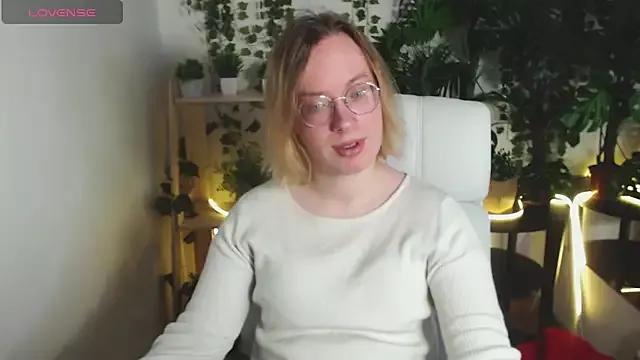 Amanda_Butlerr from StripChat is Freechat